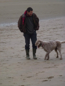 on the beach w:dog